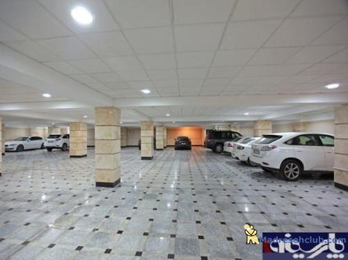 کاری که پولدارها هر روز انجام میدهند ولی فقیرترها انجام نمیدهند